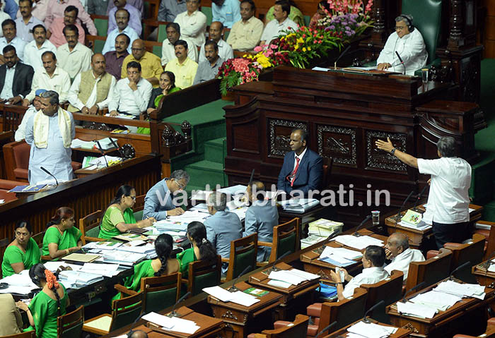 ‘ಉರ್ಕೊಬ್ಯಾಡ್ರಿ.. ಸುಮ್ಮನೆ ಇಲ್ಲಿ ಬಾಯಿಬಡ್ಕೋತೀರಿ..’